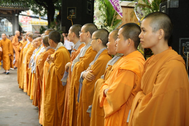 Vạn Hạnh: Lễ tống biệt nhục thân cố HT. Thượng Minh hạ Châu về cõi Phật