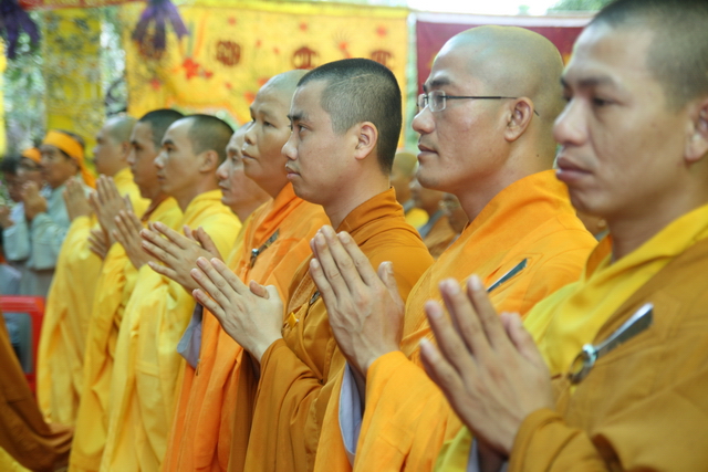 Vạn Hạnh: Lễ tống biệt nhục thân cố HT. Thượng Minh hạ Châu về cõi Phật