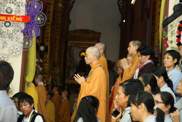 Vạn Hạnh: Lễ tống biệt nhục thân cố HT. Thượng Minh hạ Châu về cõi Phật