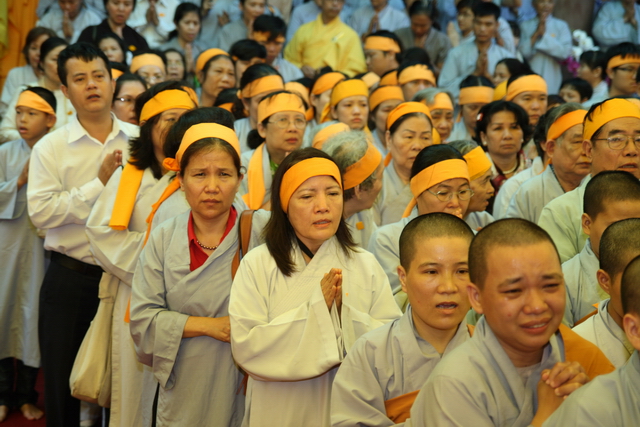 Vạn Hạnh: Lễ tống biệt nhục thân cố HT. Thượng Minh hạ Châu về cõi Phật