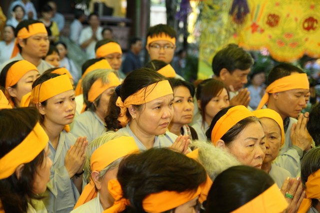 Vạn Hạnh: Lễ tống biệt nhục thân cố HT. Thượng Minh hạ Châu về cõi Phật