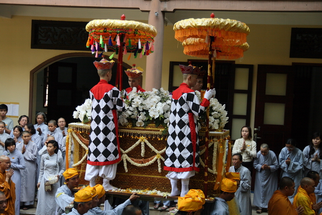 Vạn Hạnh: Lễ tống biệt nhục thân cố HT. Thượng Minh hạ Châu về cõi Phật