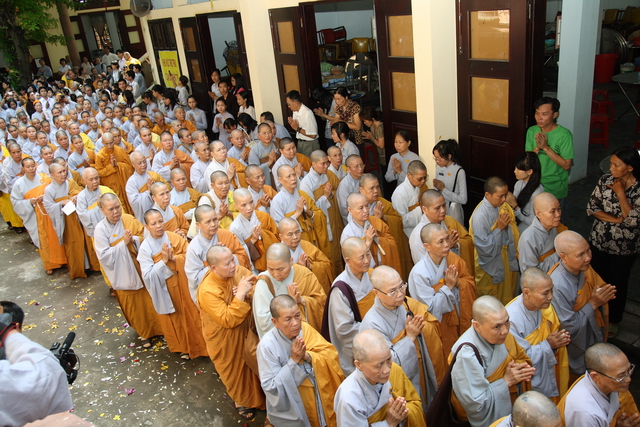 Vạn Hạnh: Lễ tống biệt nhục thân cố HT. Thượng Minh hạ Châu về cõi Phật