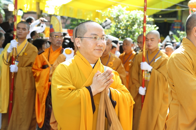 Vạn Hạnh: Lễ tống biệt nhục thân cố HT. Thượng Minh hạ Châu về cõi Phật