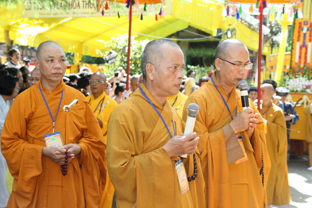 Vạn Hạnh: Lễ tống biệt nhục thân cố HT. Thượng Minh hạ Châu về cõi Phật