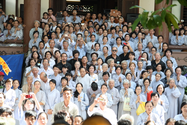 Vạn Hạnh: Lễ tống biệt nhục thân cố HT. Thượng Minh hạ Châu về cõi Phật