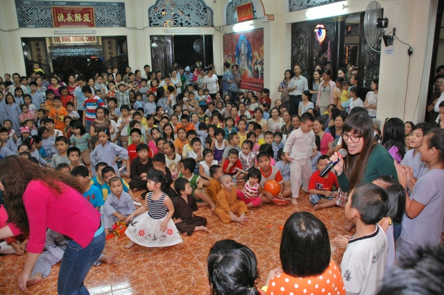 TP. HCM: Đón mừng Trung Thu tại Quan Âm tu viện