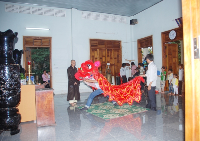 Đăk Nông: Chùa Phước Điền đêm nhạc &quot;Vui tết Trung Thu&quot;