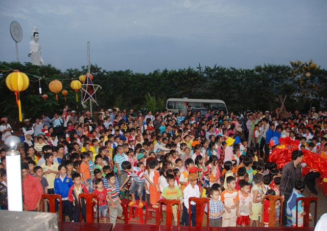 Đăk Nông: Chùa Phước Điền đêm nhạc &quot;Vui tết Trung Thu&quot;