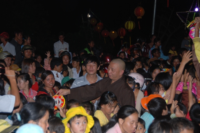 Đăk Nông: Chùa Phước Điền đêm nhạc &quot;Vui tết Trung Thu&quot;