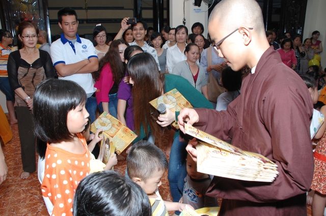 TP. HCM: Đón mừng Trung Thu tại Quan Âm tu viện