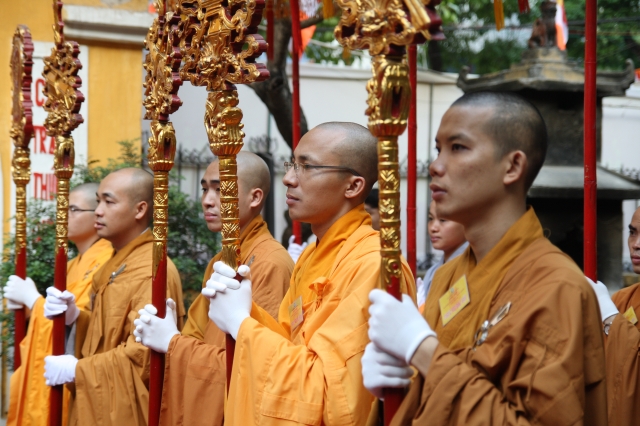 Hà Nội: Chùm ảnh đoàn Đại biểu cử hành nghi lễ cầu nguyện tại chùa Quán Sứ