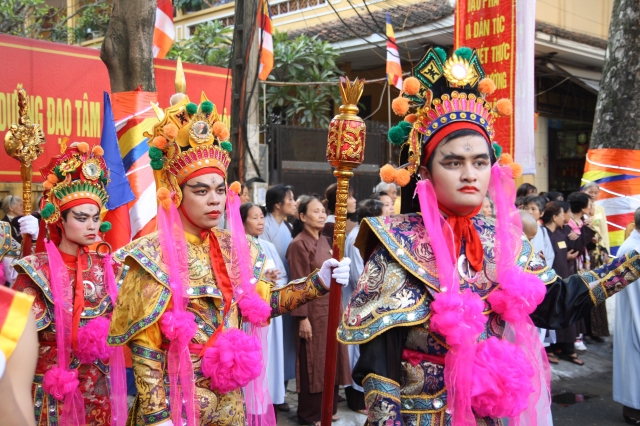 Hà Nội: Chùm ảnh đoàn Đại biểu cử hành nghi lễ cầu nguyện tại chùa Quán Sứ