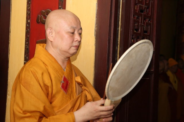 Hà Nội: Chùm ảnh đoàn Đại biểu cử hành nghi lễ cầu nguyện tại chùa Quán Sứ