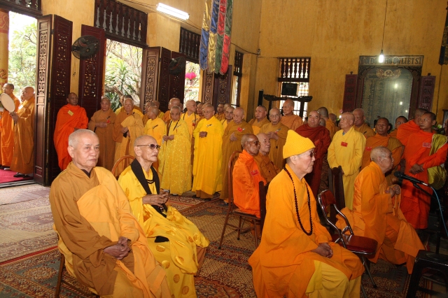 Hà Nội: Chùm ảnh đoàn Đại biểu cử hành nghi lễ cầu nguyện tại chùa Quán Sứ