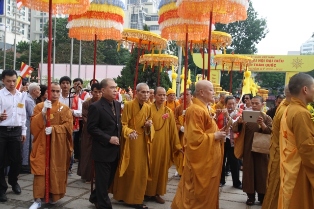 Hà Nội: Thiêng liêng, hoành tráng nghi lễ cung rước chư tôn đức giáo phẩm quang lâm