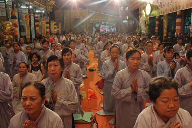 Lung Linh Đêm Cầu Nguyện Lễ Vía Bồ Tát Quán Thế Âm Chùa Trung Nghĩa