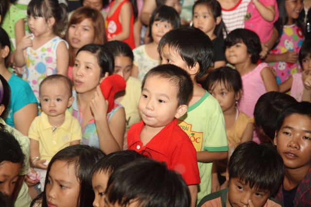 TP. HCM: Chùa Huệ Quang rộn ràng với đêm hội Trung Thu