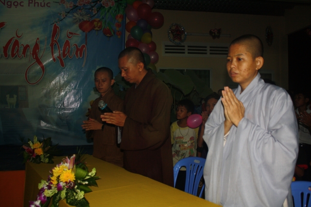 Kiên Giang: Đêm hội trăng rằm tại tịnh xá Ngọc Phúc