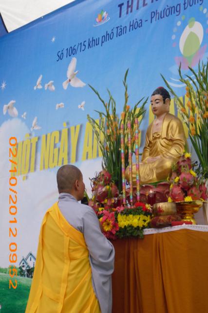 Bình Dương: Trao tặng quà đến người khiếm thị nhân mùa Trung Thu