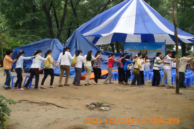 Bình Dương: Trao tặng quà đến người khiếm thị nhân mùa Trung Thu