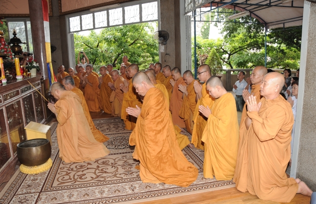 TP. HCM: Tịnh xá Trung Tâm đã tổ chức trọng thể lễ lạc thành Bảo tượng Bồ tát Quán Thế Âm
