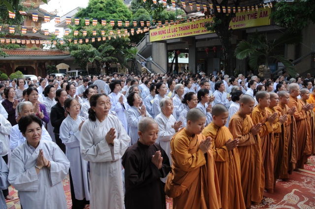 TP. HCM: Tịnh xá Trung Tâm đã tổ chức trọng thể lễ lạc thành Bảo tượng Bồ tát Quán Thế Âm