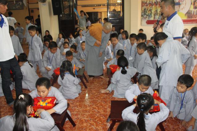 TP. HCM: Quan Âm Tu Viện tổ chức khóa tu Gieo Hạt Từ Tâm kỳ 8: Hoa Điểm 10