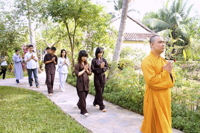 150 bạn trẻ dự khóa tu &#039;&#039;Dạo chơi miền Tịnh Độ&#039;&#039; tại nhà vườn Long Thuận