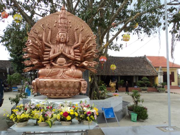 Nghệ An:Chùa Chí Linh Tổ Chức Lễ Hội Quán Âm Và Hoa Đăng Cầu Nguyện