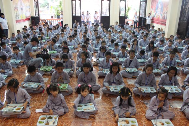 TP. HCM: Quan Âm Tu Viện tổ chức khóa tu Gieo Hạt Từ Tâm kỳ 8: Hoa Điểm 10