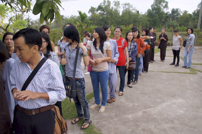 150 bạn trẻ dự khóa tu &#039;&#039;Dạo chơi miền Tịnh Độ&#039;&#039; tại nhà vườn Long Thuận
