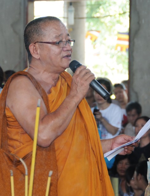 Hơn 17.000 Tăng, Ni và Phật tử dự Đại lễ Dâng y Kathina 2012 tại Thiền viện Phước Sơn, Đồng Nai