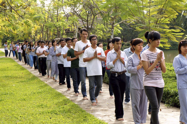 150 bạn trẻ dự khóa tu &#039;&#039;Dạo chơi miền Tịnh Độ&#039;&#039; tại nhà vườn Long Thuận