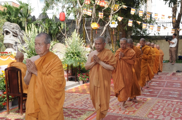 TP. HCM: Tịnh xá Trung Tâm đã tổ chức trọng thể lễ lạc thành Bảo tượng Bồ tát Quán Thế Âm