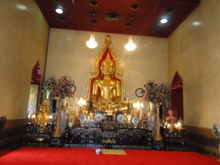 Chùa Phật Vàng Thái Lan