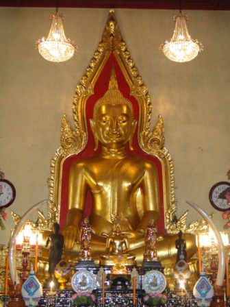 Chùa Phật Vàng Thái Lan