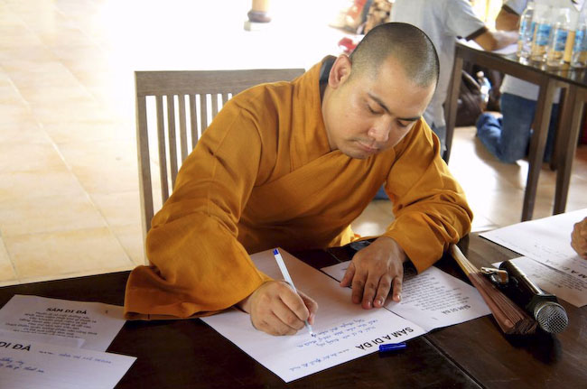 150 bạn trẻ dự khóa tu &#039;&#039;Dạo chơi miền Tịnh Độ&#039;&#039; tại nhà vườn Long Thuận