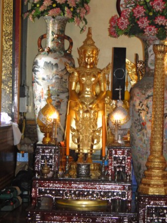 Chùa Phật Vàng Thái Lan