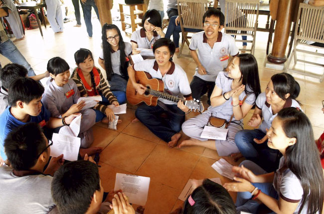 150 bạn trẻ dự khóa tu &#039;&#039;Dạo chơi miền Tịnh Độ&#039;&#039; tại nhà vườn Long Thuận