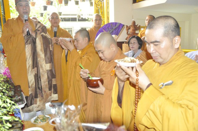 TP. HCM: Lễ giỗ tổ khai sơn chùa Huệ Quang