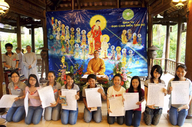 150 bạn trẻ dự khóa tu &#039;&#039;Dạo chơi miền Tịnh Độ&#039;&#039; tại nhà vườn Long Thuận