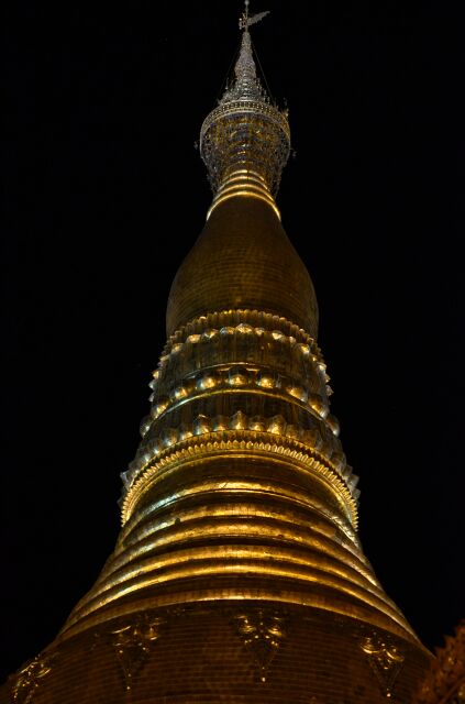 Miến Điện : Chùa Vàng thăng trầm cùng dân tộc