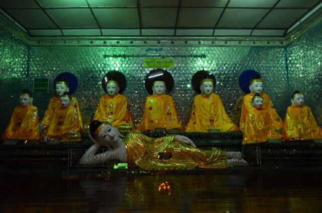 Miến Điện : Chùa Vàng thăng trầm cùng dân tộc