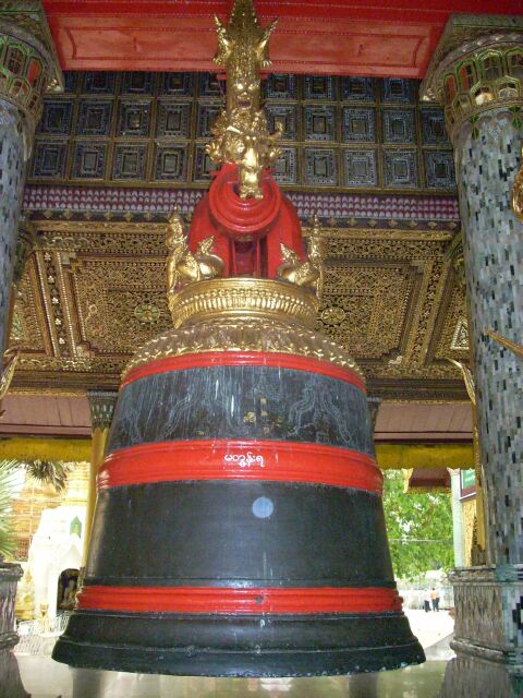 Miến Điện : Chùa Vàng thăng trầm cùng dân tộc