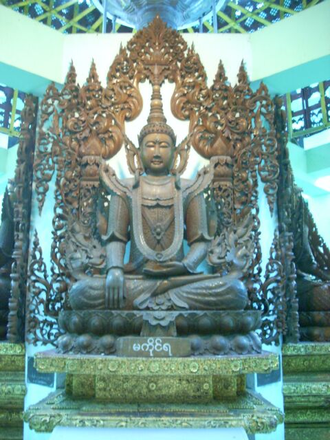 Miến Điện : Chùa Vàng thăng trầm cùng dân tộc