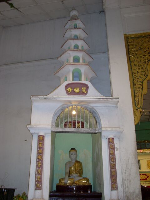 Miến Điện : Chùa Vàng thăng trầm cùng dân tộc