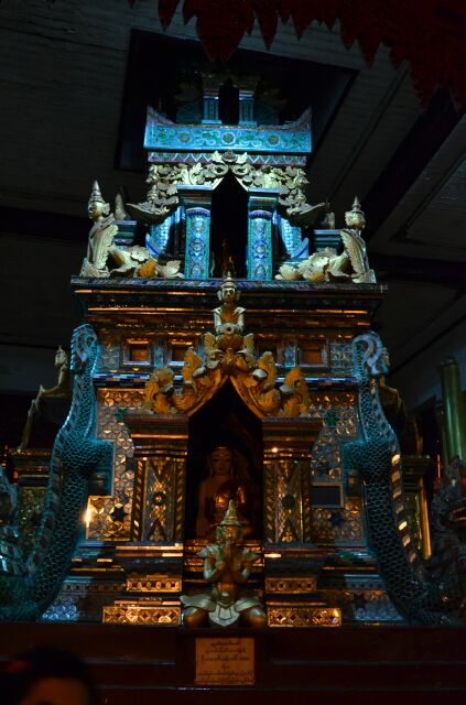 Miến Điện : Chùa Vàng thăng trầm cùng dân tộc