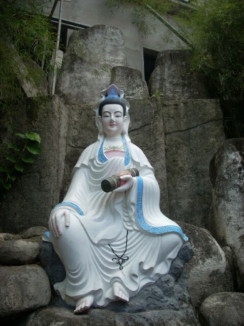 Chùa Lò Gạch &amp; thầy Thích Huệ Tâm
