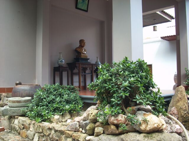 Chùa Lò Gạch &amp; thầy Thích Huệ Tâm